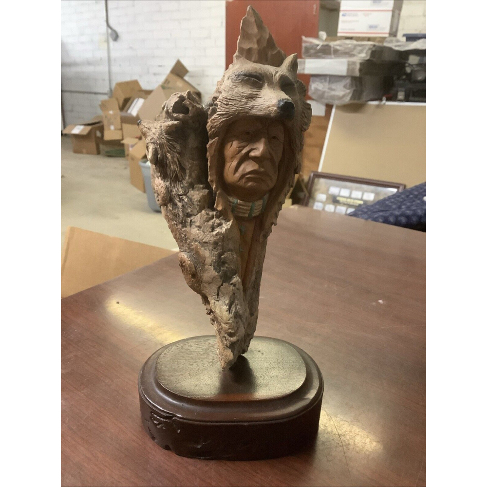 Stephen Herrero 1990 Lone Wolf Limited Edition #3007 Sculpture 10” Long*